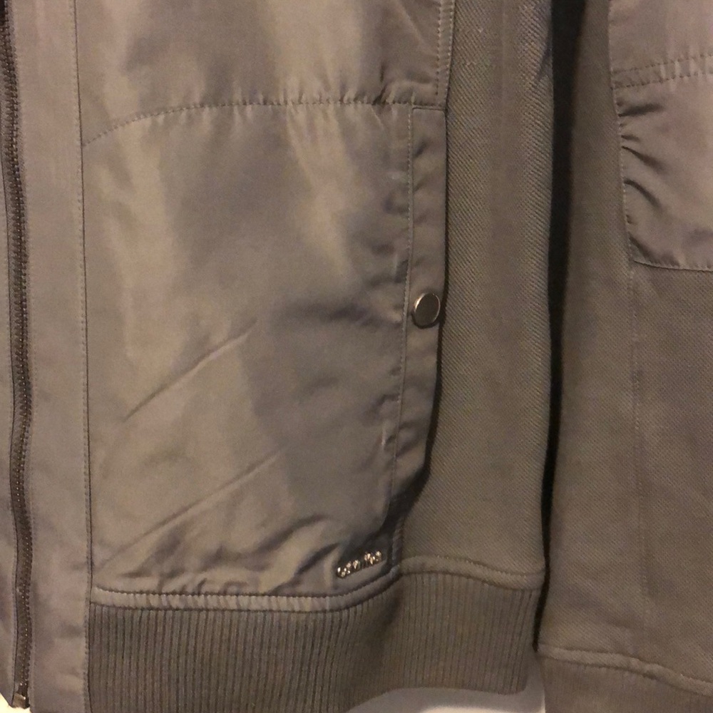 To small - Picture 4 of 5